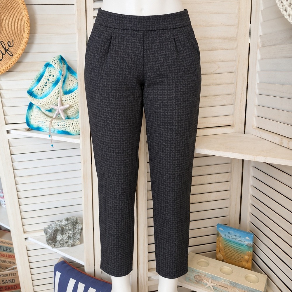 Briggs Petite Size 6P Gray Black Geometric Pull On Dress Pants Trousers